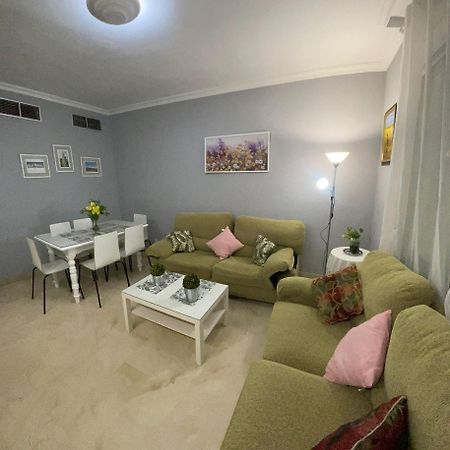 Apartamento Entero En Los Jardines De Murillo Севиля Екстериор снимка